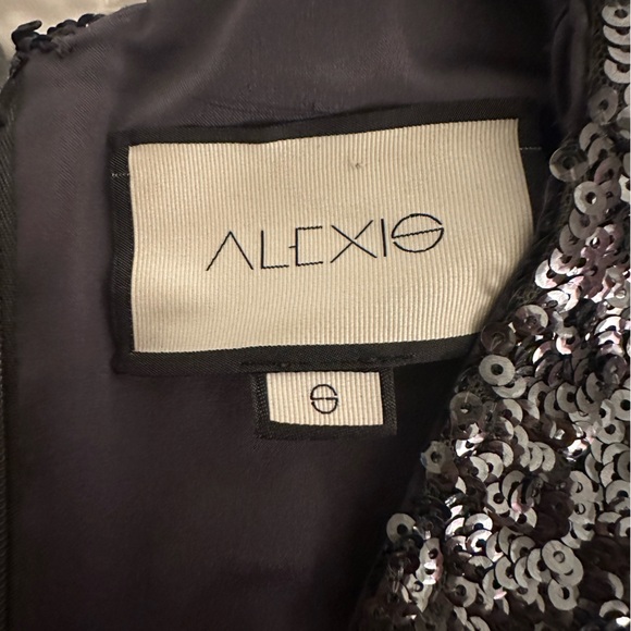 Alexis Long Sleeve Sequin Mini Dress size 0 - Picture 5 of 5